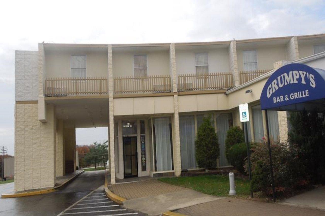 Travelodge By Wyndham Aberdeen Exterior photo